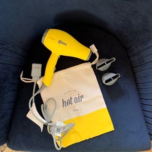 drybar Baby Buttercup Travel Blow Drywr